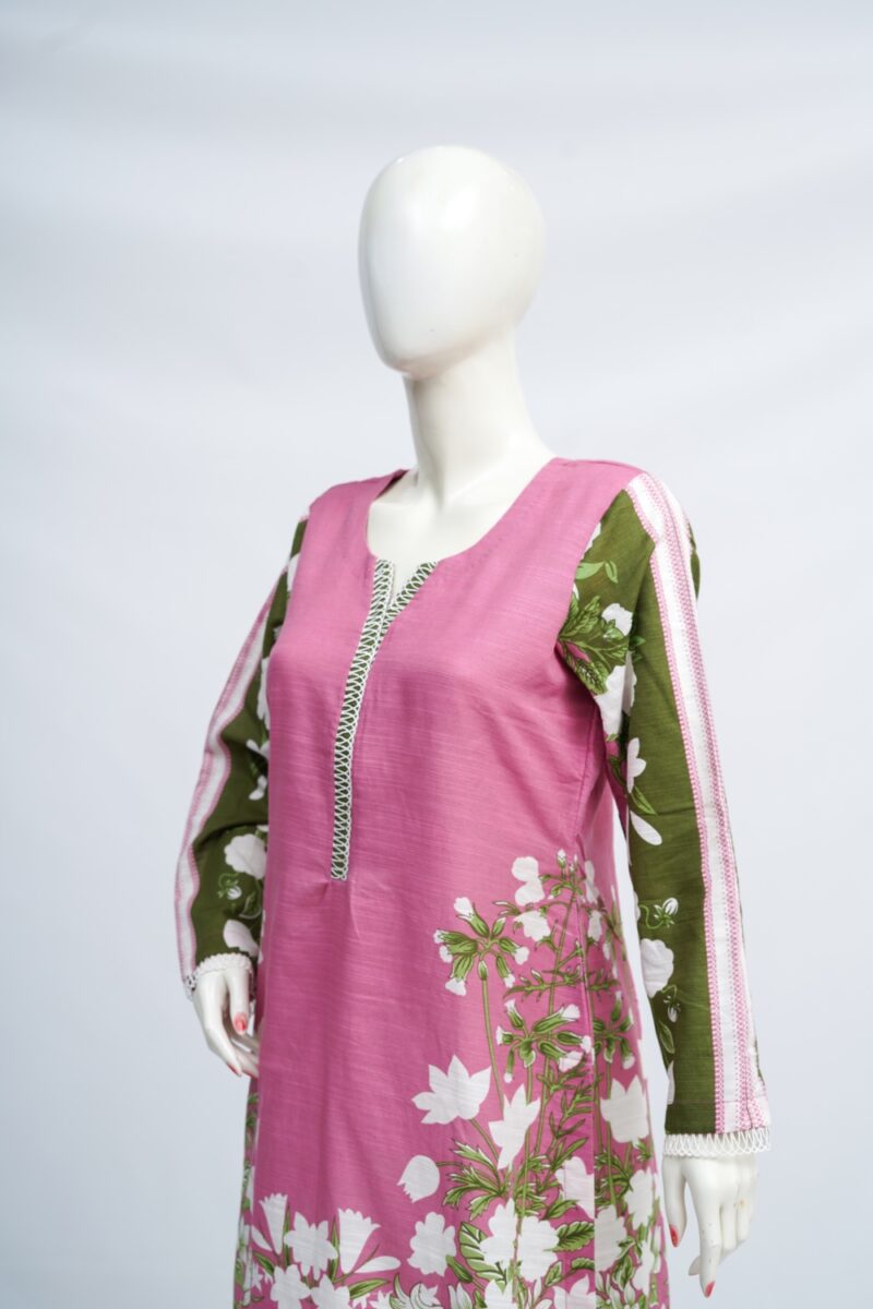 Gulbahaar, a blush-pink Khaddar Kurti - Image 2