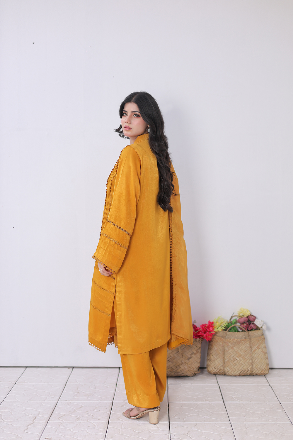 Mustard 3 Piece - Image 6