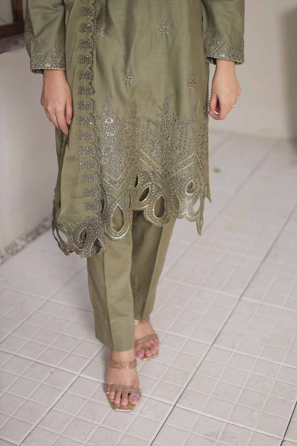 Olive Green Cotton Embroidered 3 piece - Image 3
